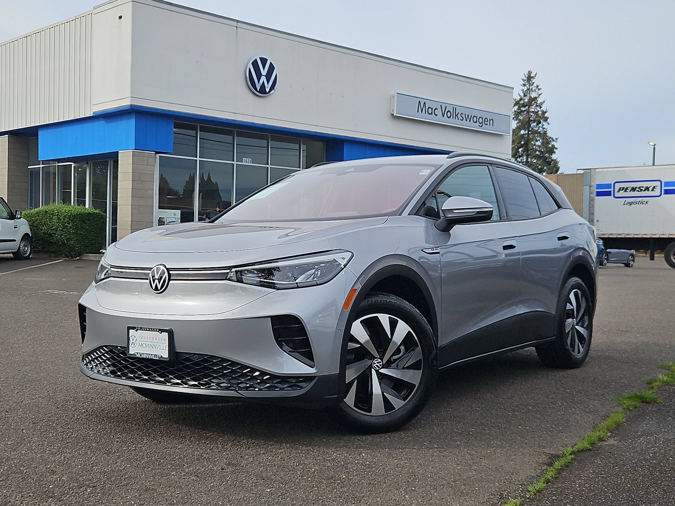 Used 2023 Volkswagen ID.4 Pro AWD/4WD image 1
