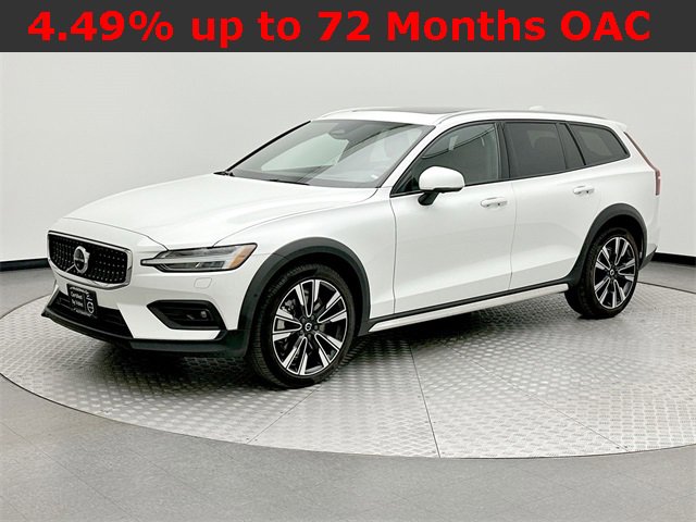 Certified 2023 Volvo V60 B5 Cross Country Ultimate w/ Climate Package