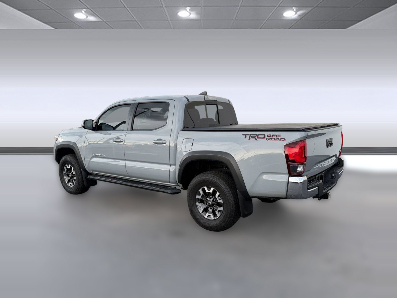 Used 2019 Toyota Tacoma TRD Off-Road RWD image 3