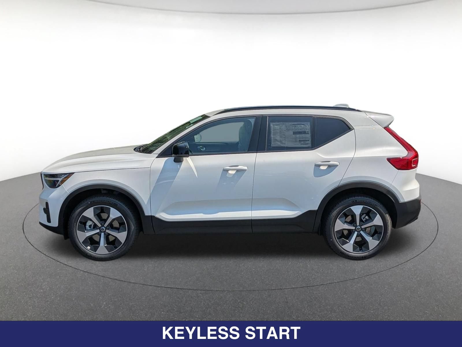 New 2026 Volvo XC40 B5 Core w/ Protection Package Premier AWD/4WD image 10