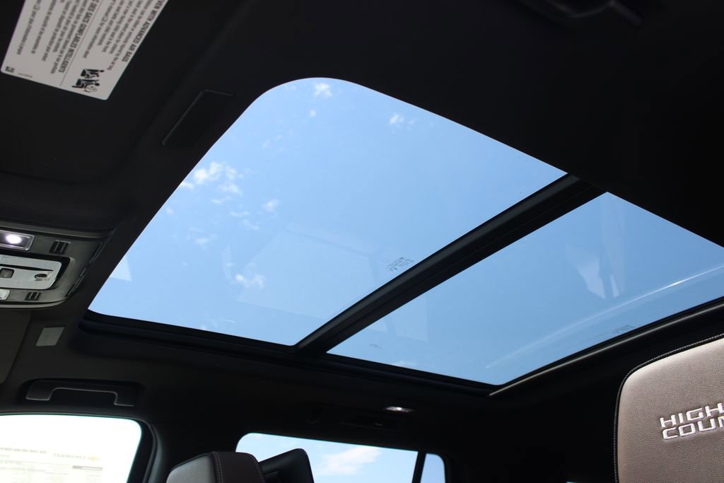 New 2026 Chevrolet Tahoe High Country AWD/4WD image 55