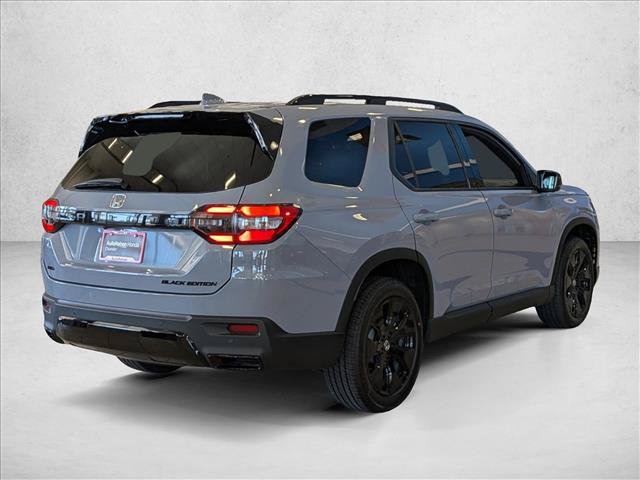 New 2026 Honda Pilot Black Edition image 2