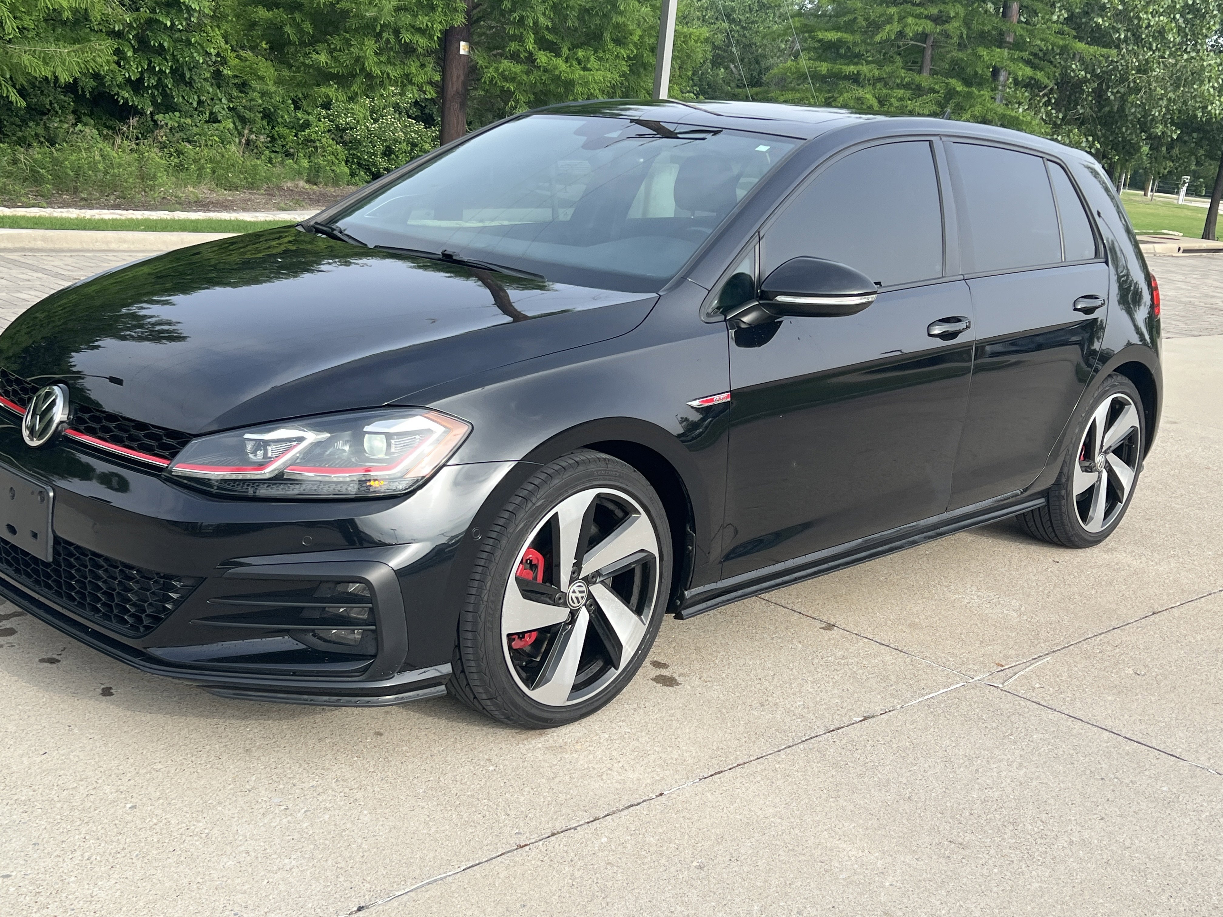 Used 2018 Volkswagen GTI Autobahn FWD image 5