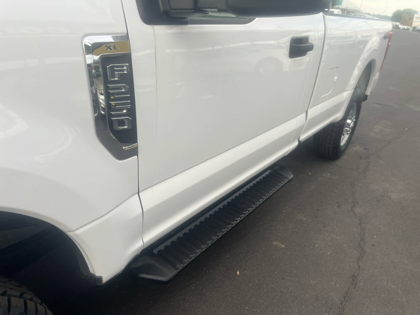 Used 2020 Ford F250 XL w/ Power Equipment Group image 7