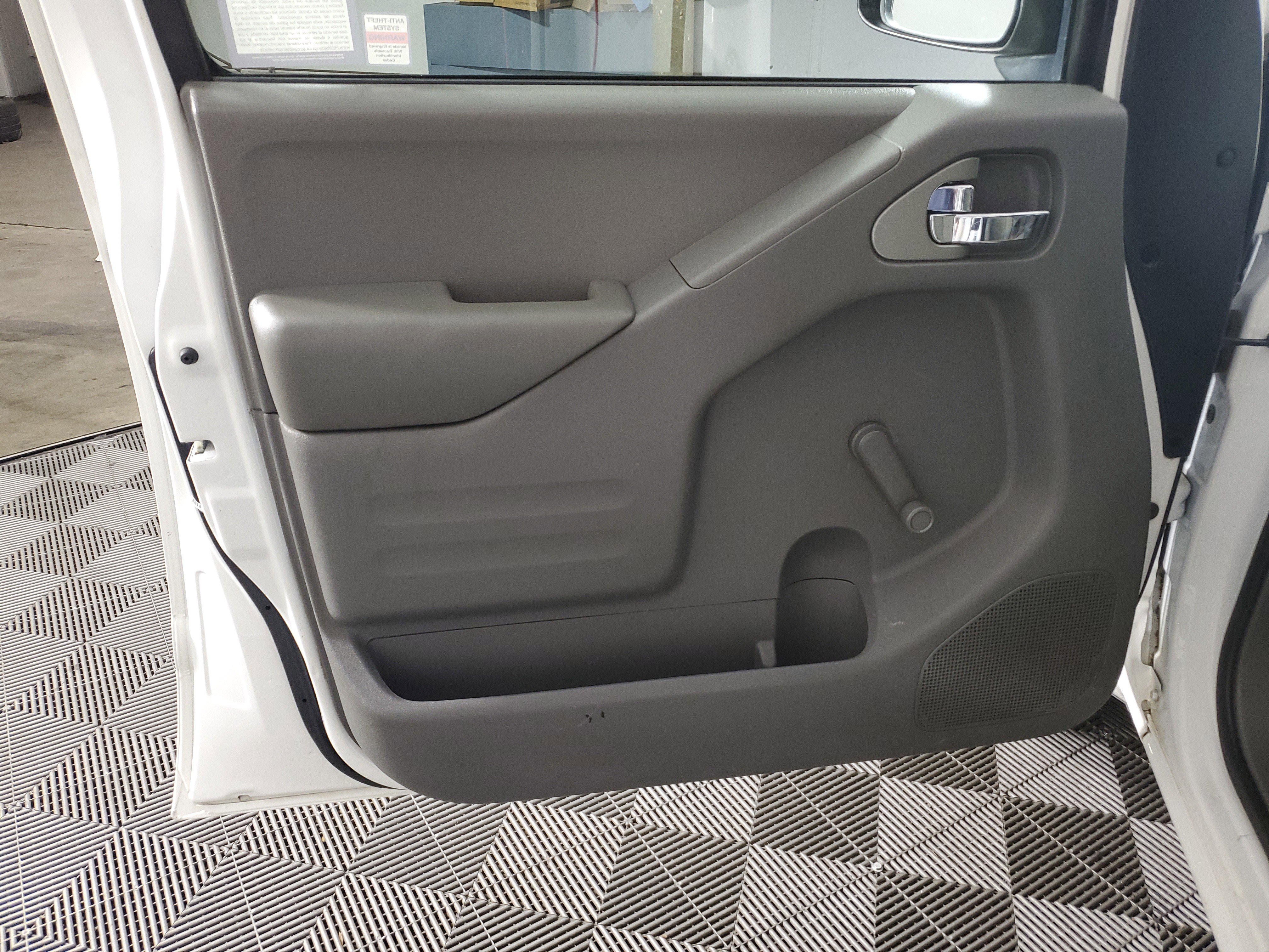 Used 2016 Nissan Frontier S RWD image 25