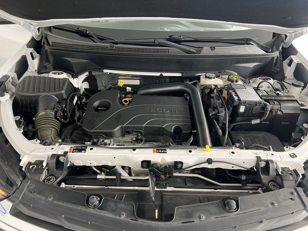 Used 2024 Chevrolet Equinox LS w/ LS Convenience Package image 29