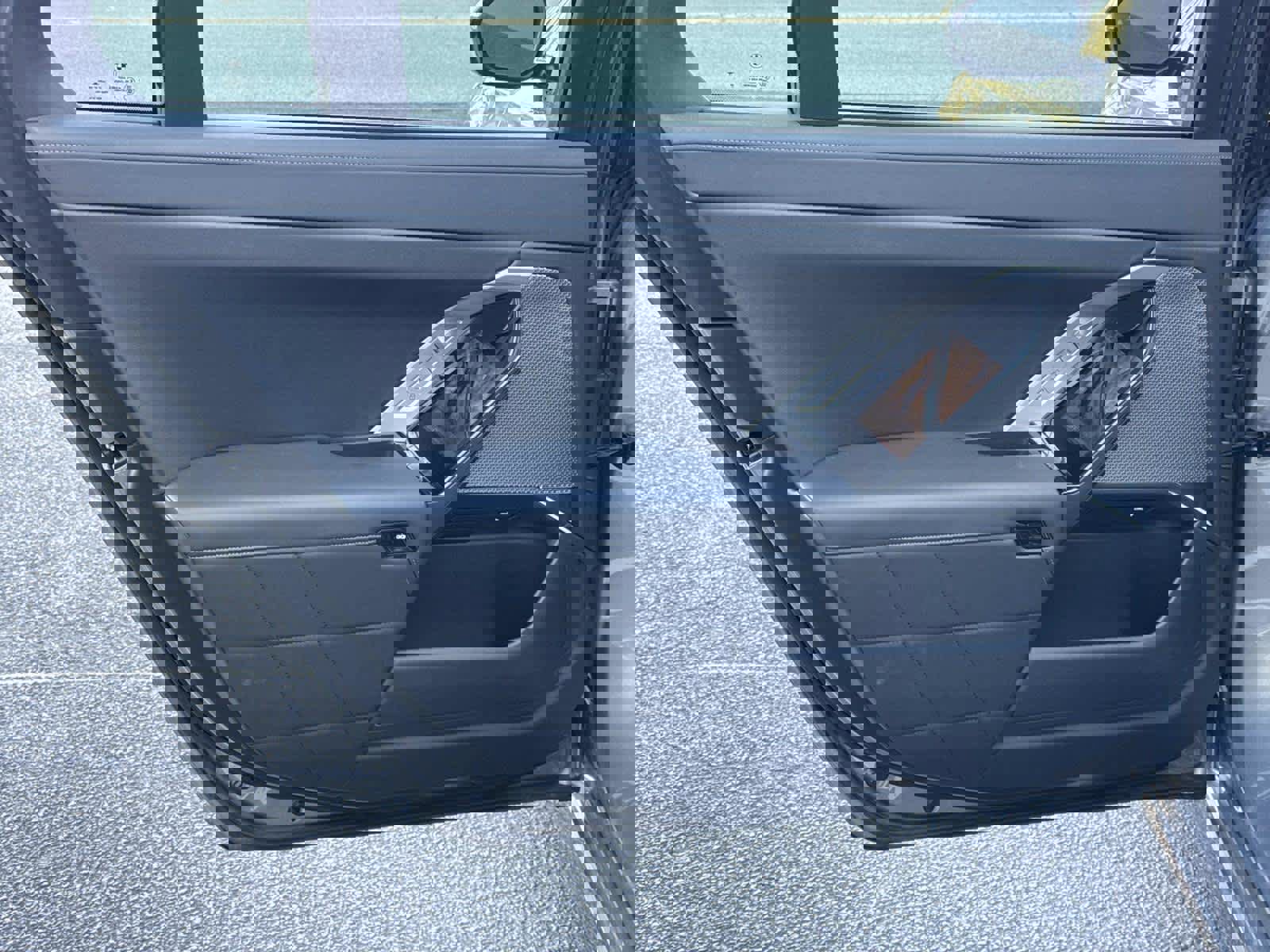 Certified 2023 BMW 740i image 11