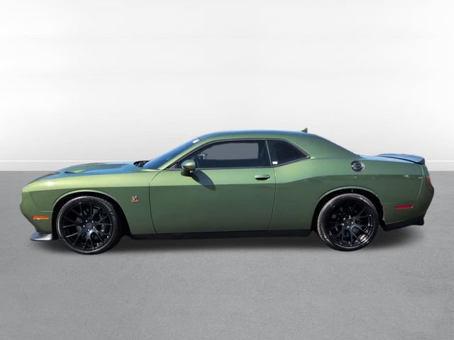 Used 2022 Dodge Challenger R/T Scat Pack w/ Plus Package RWD image 8