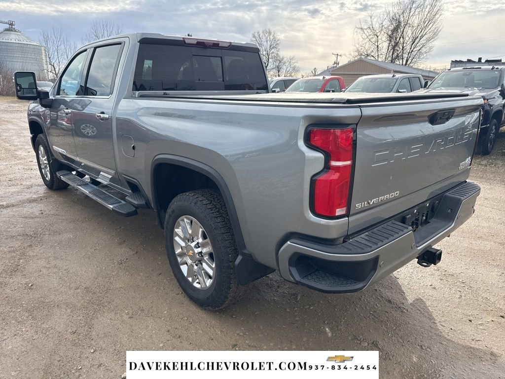 Used 2025 Chevrolet Silverado 2500 High Country w/ High Country Premium Package image 3
