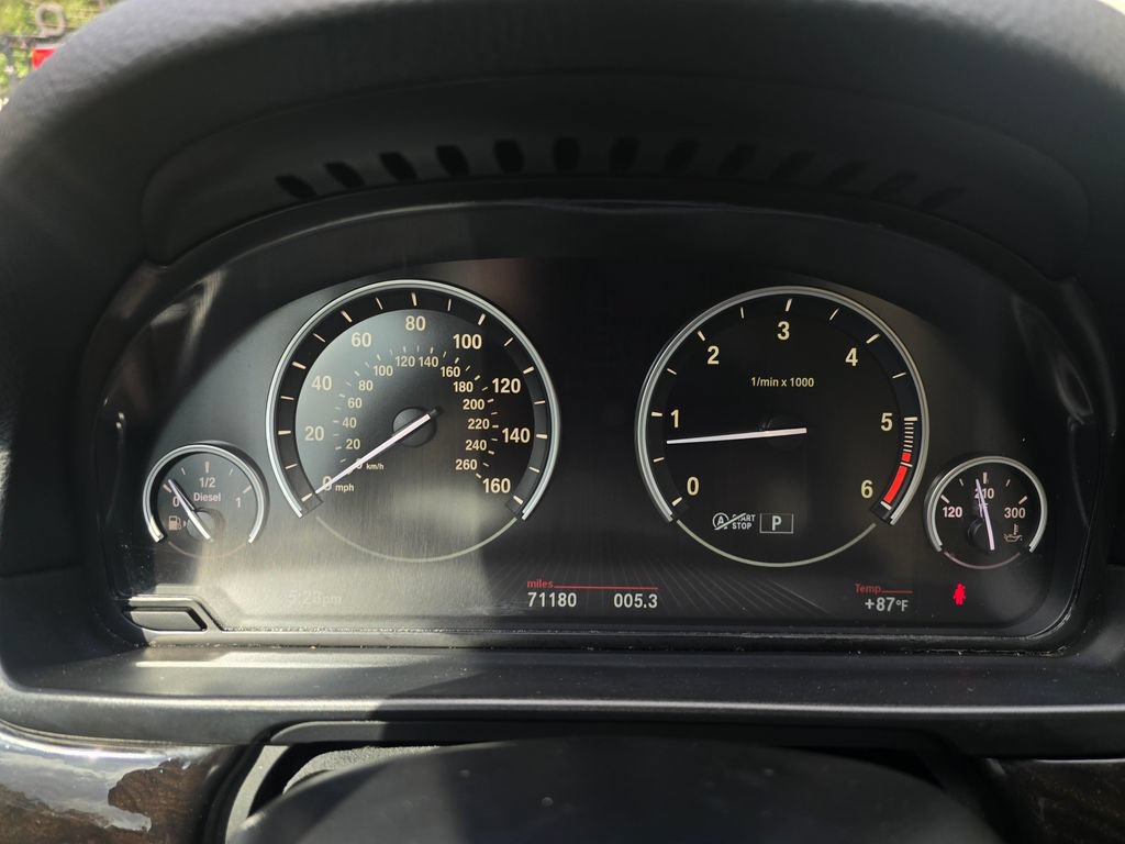 Used 2014 BMW 535d Sedan RWD image 14