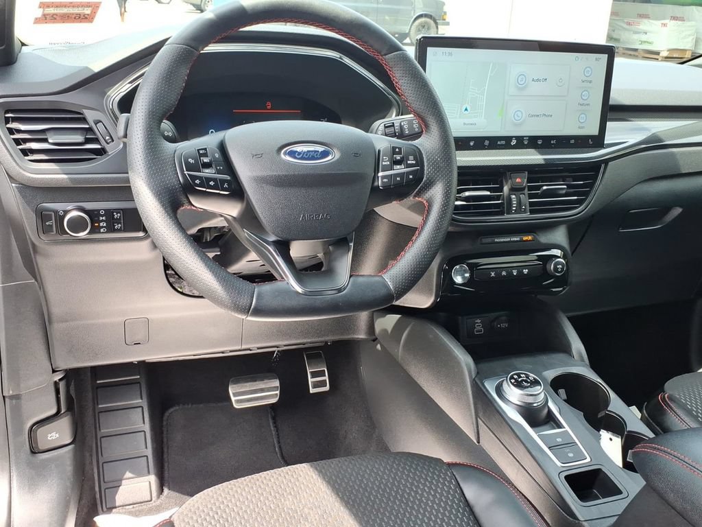 Used 2024 Ford Escape ST-Line w/ Tech Pack #1 AWD/4WD image 15