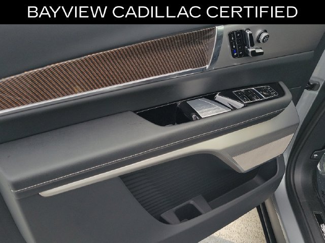 Certified 2026 Cadillac Vistiq Sport w/ LPO, Floor Liner Package AWD/4WD image 21