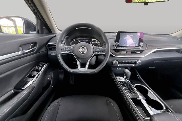 Certified 2023 Nissan Altima 2.5 SV FWD image 6