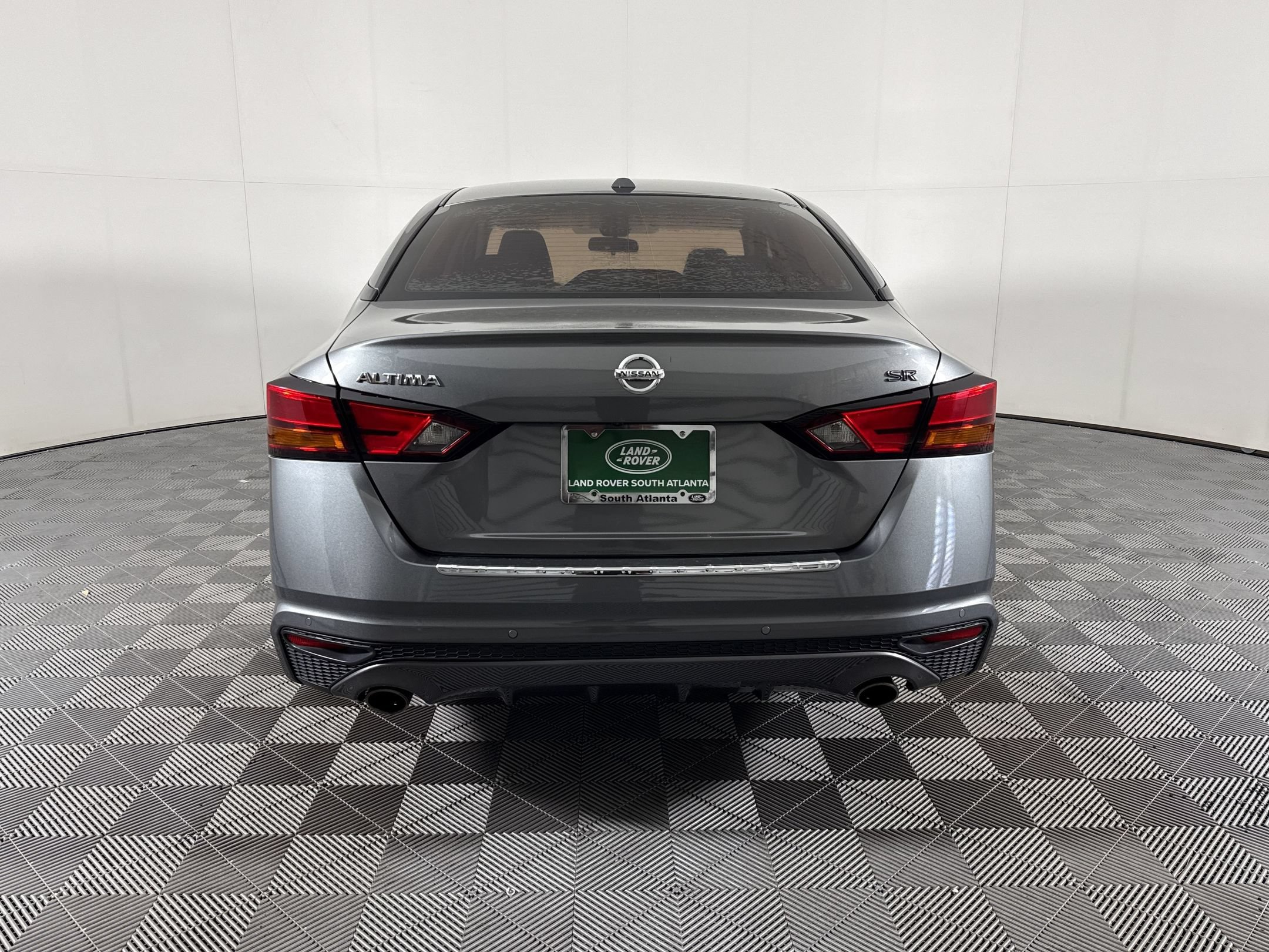 Used 2022 Nissan Altima 2.5 SR FWD image 9