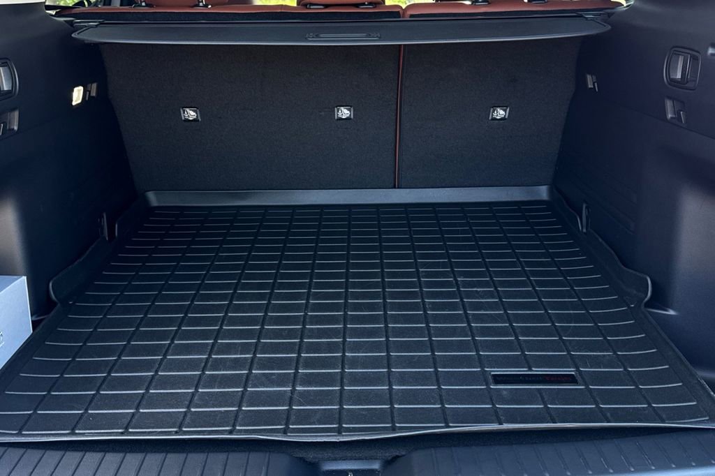 Used 2024 MAZDA CX-50 AWD 2.5 Turbo w/ Cargo Package image 17