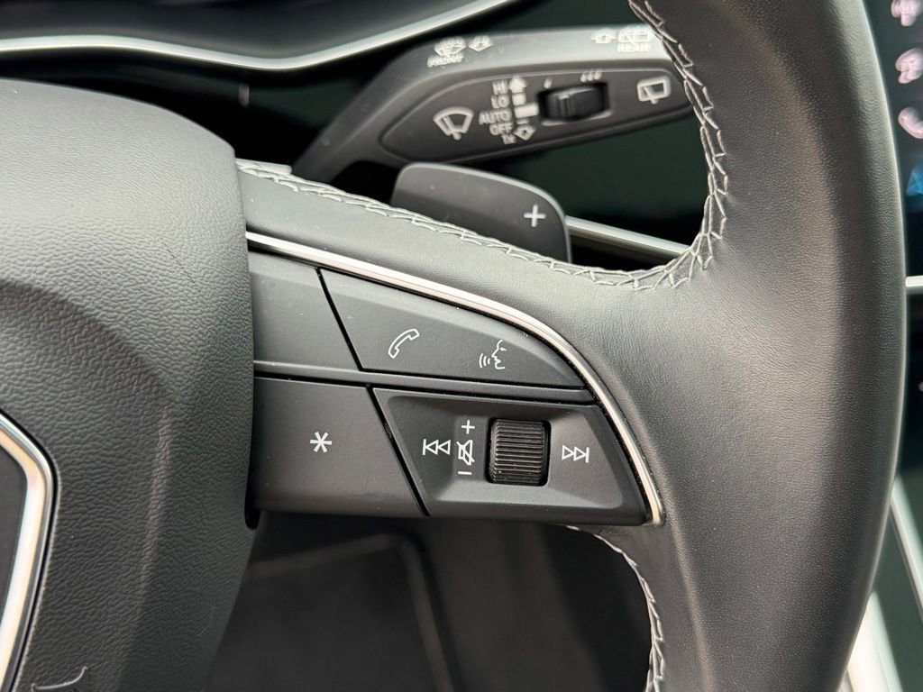 Used 2025 Audi Q7 3.0T Premium Plus image 23