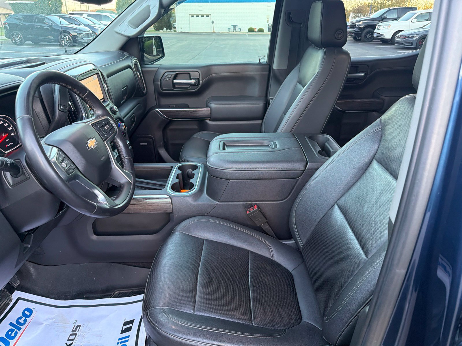Used 2021 Chevrolet Silverado 1500 LTZ w/ Technology Package AWD/4WD image 32