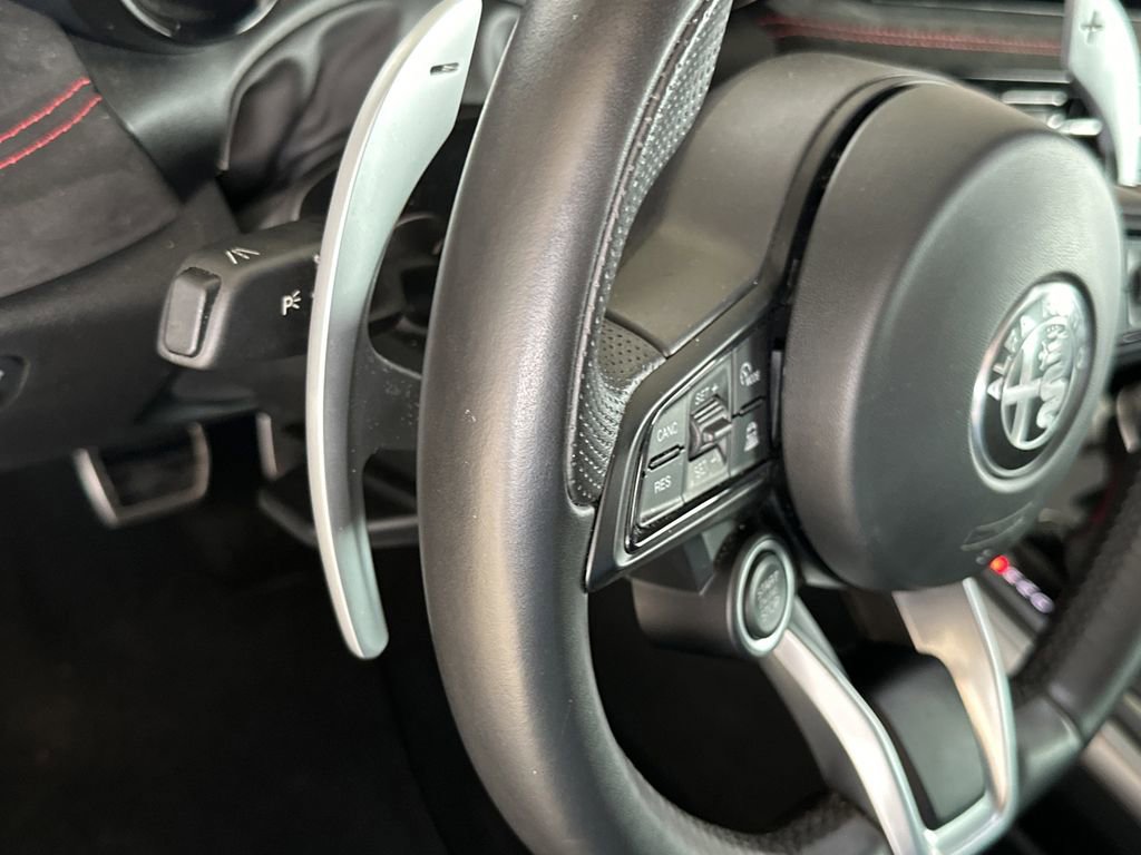 Used 2024 Alfa Romeo Tonale Veloce image 19