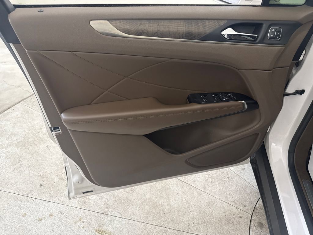 Used 2017 Lincoln MKC Reserve FWD image 31
