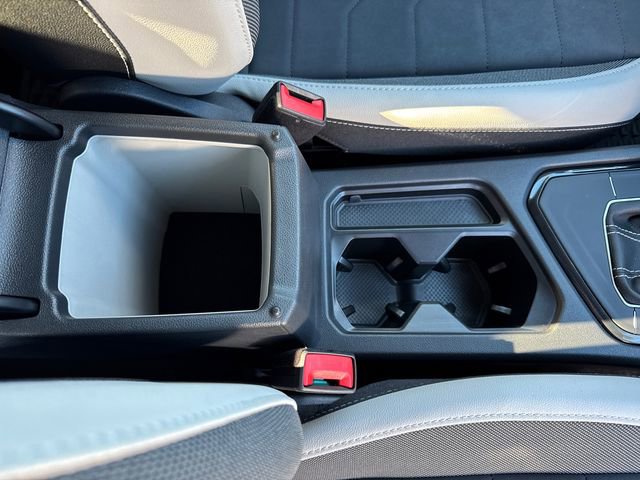 Certified 2025 Volkswagen Taos SE image 23