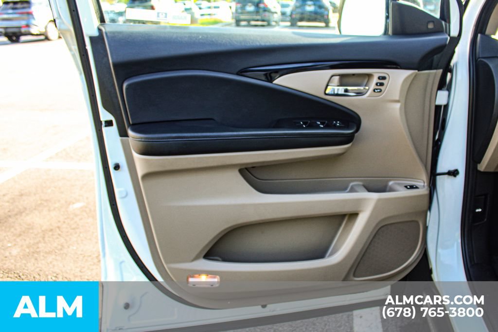 Used 2021 Honda Pilot Elite image 38