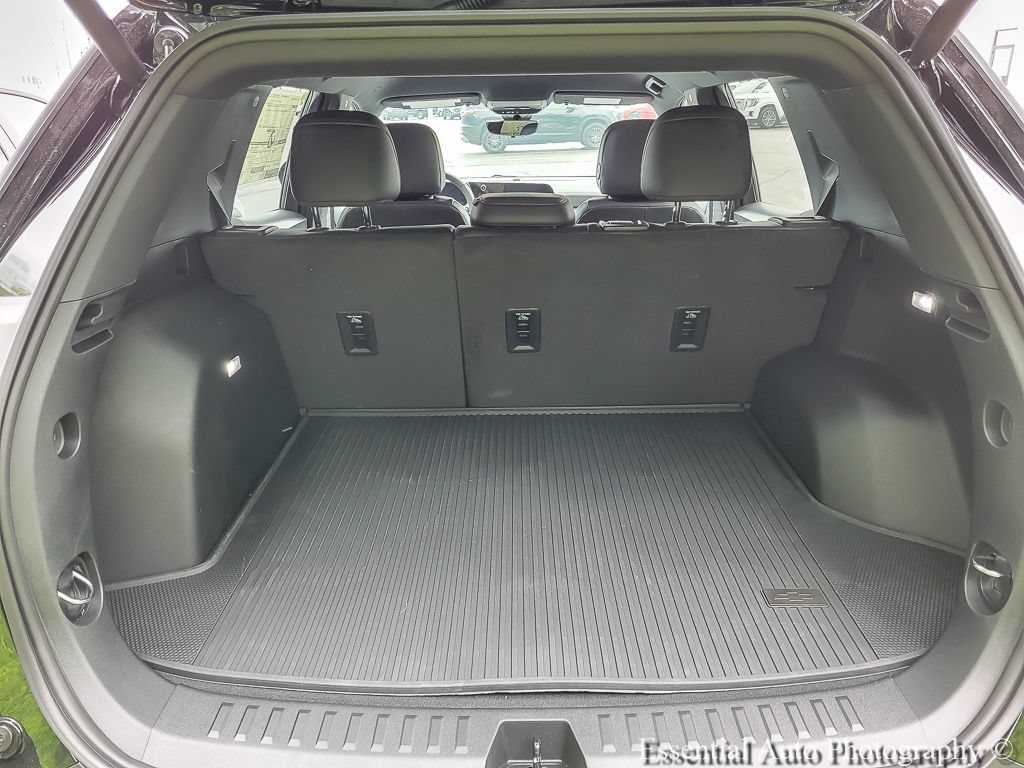 New 2026 Chevrolet Equinox RS w/ Safety and Technology Package AWD/4WD image 18