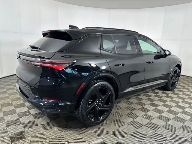 Used 2024 Chevrolet Equinox EV RS image 3