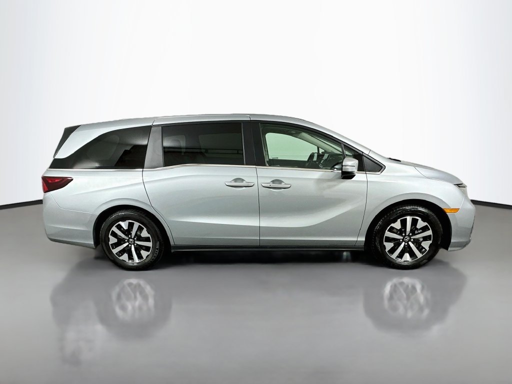 Certified 2025 Honda Odyssey EX-L image 4