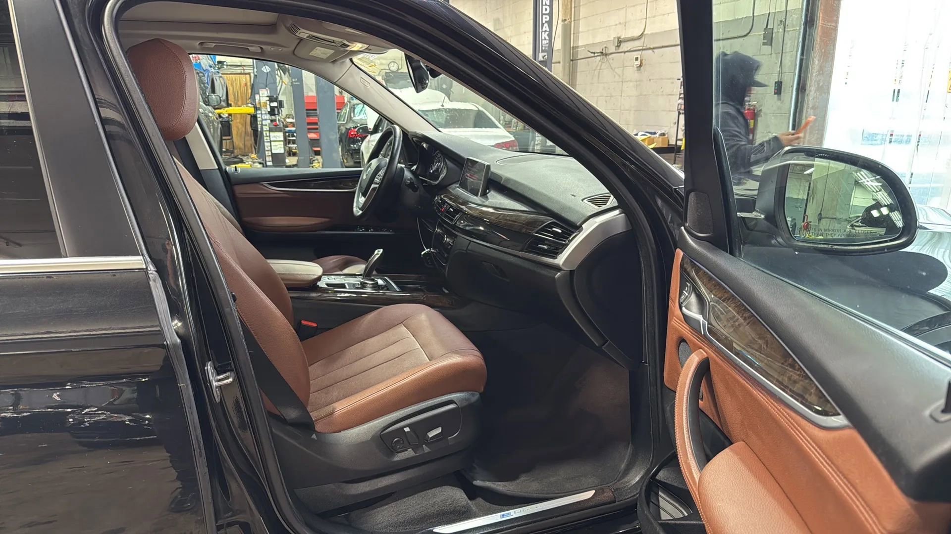 Used 2016 BMW X5 xDrive40e image 24