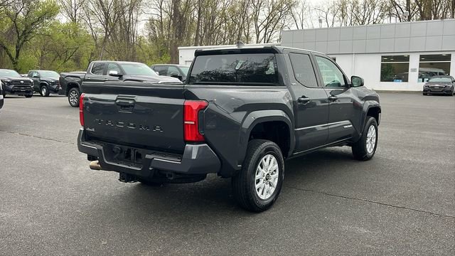 Used 2025 Toyota Tacoma SR5 AWD/4WD image 6