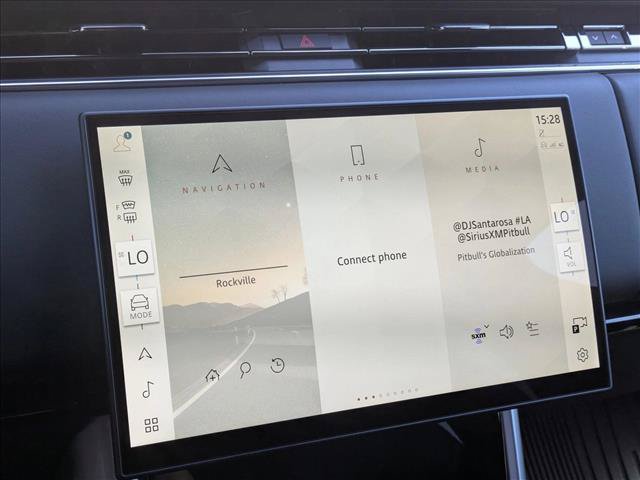 New 2026 Land Rover Range Rover Long Wheelbase SE AWD/4WD image 12