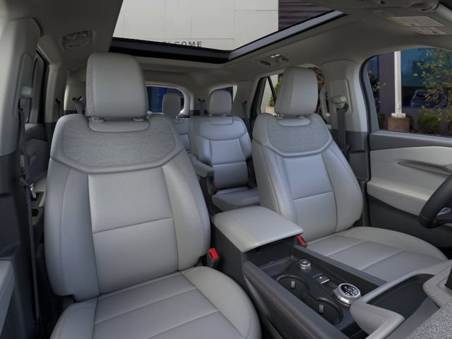 New 2026 Ford Explorer Active w/ Active Comfort Package AWD/4WD image 11