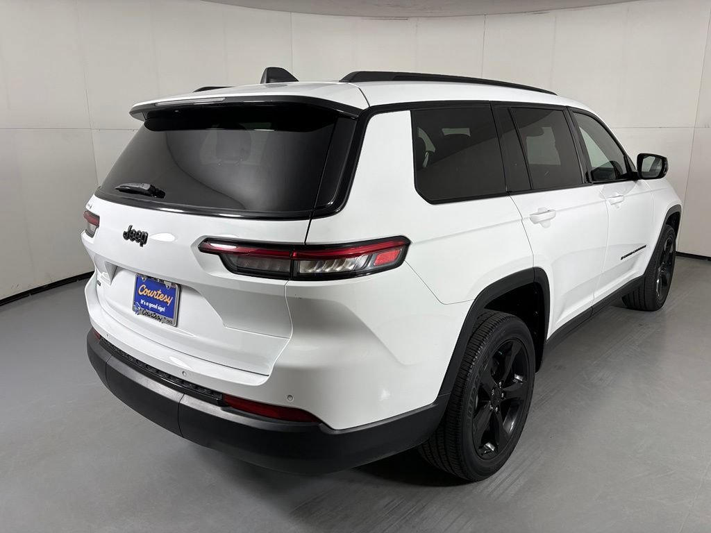 Used 2022 Jeep Grand Cherokee L Laredo RWD image 8