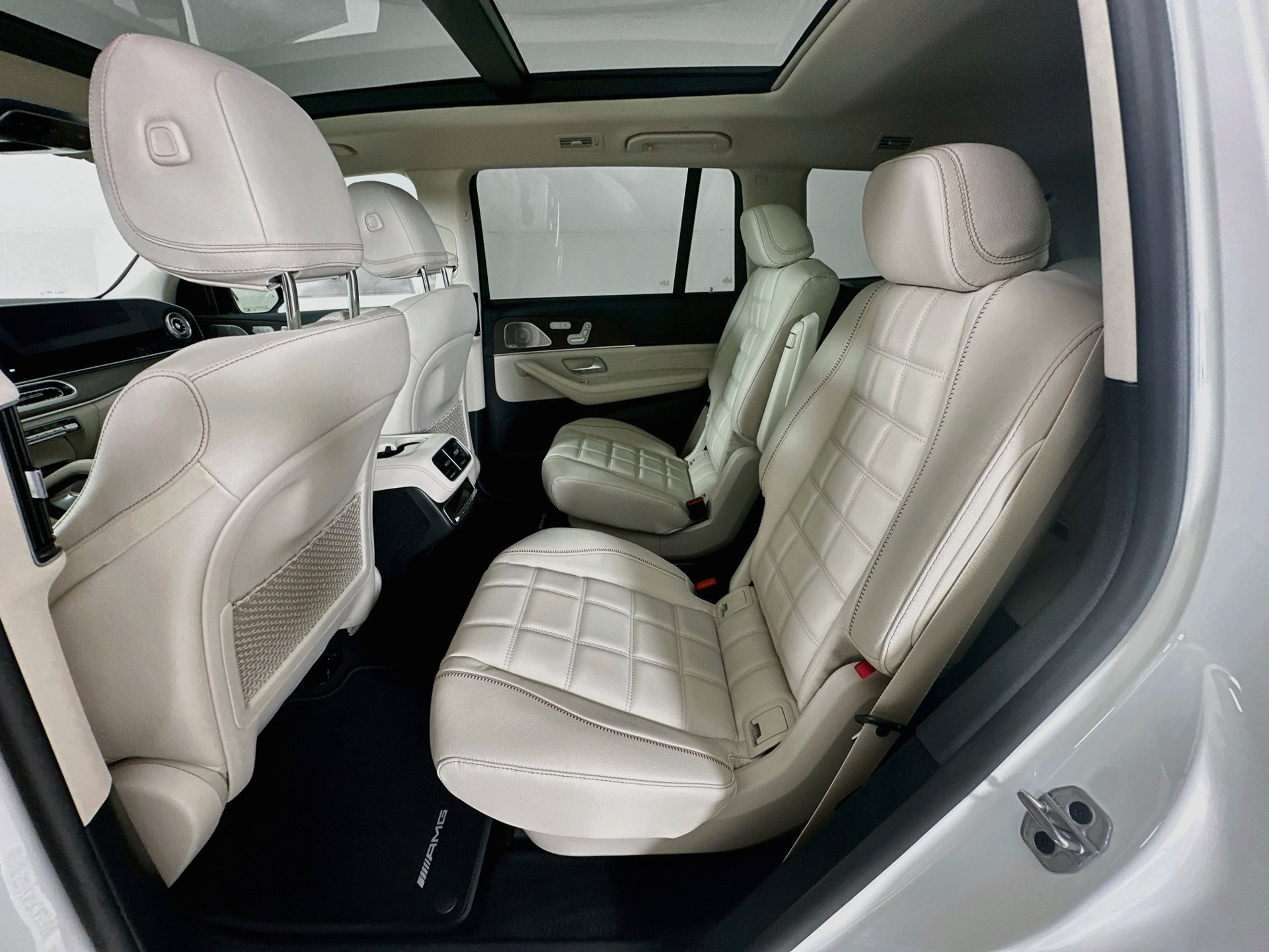 New 2027 Mercedes-Benz GLS 450 4MATIC image 26