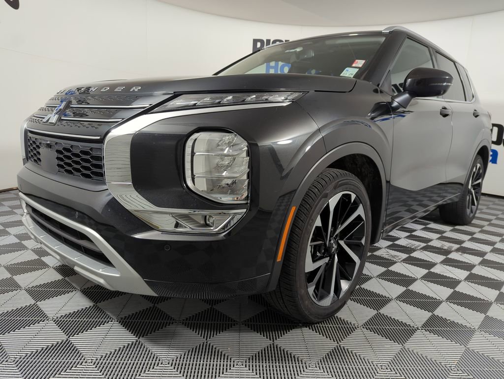 Used 2024 Mitsubishi Outlander SEL