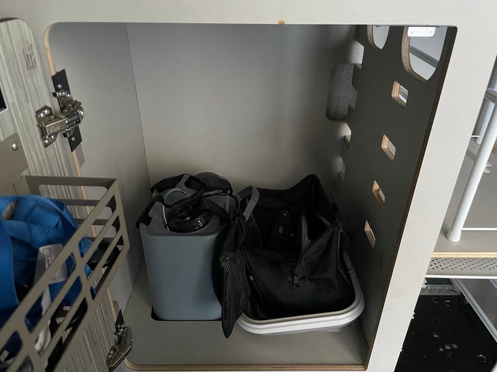 Used 2022 Mercedes-Benz Sprinter 3500 image 31