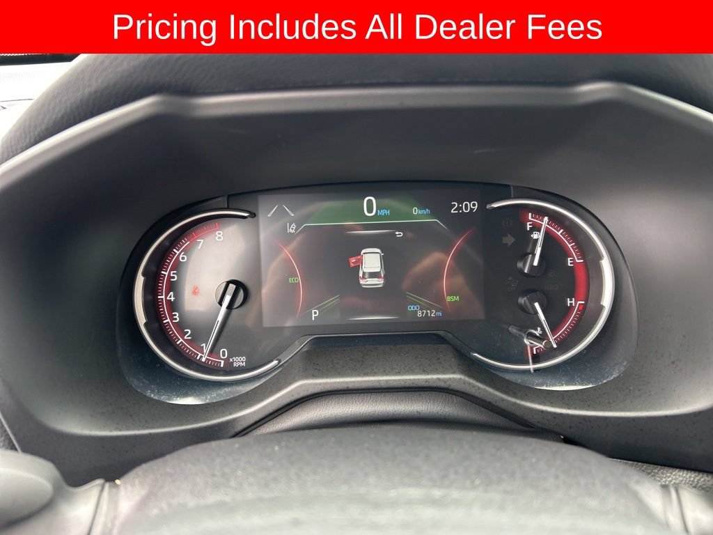 Used 2025 Toyota RAV4 XLE w/ Convenience Package FWD image 10