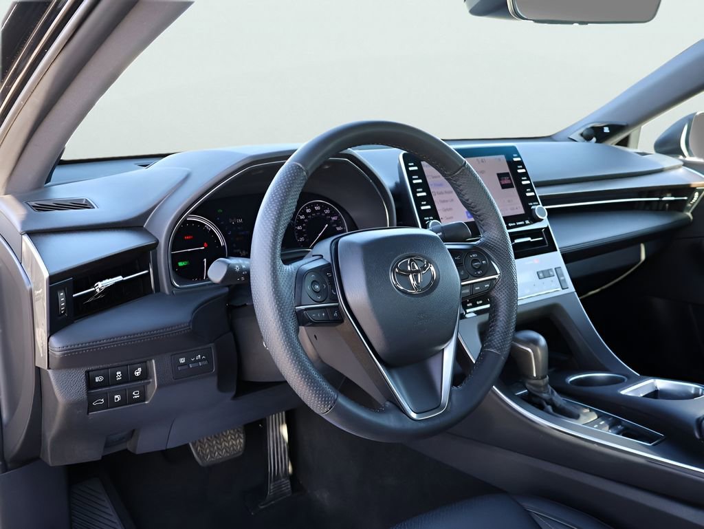 Used 2021 Toyota Avalon Limited w/ Advanced Safety Package FWD image 18