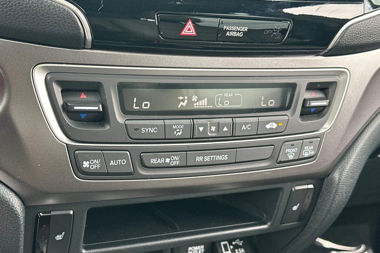 Used 2023 Honda Passport EX-L image 17
