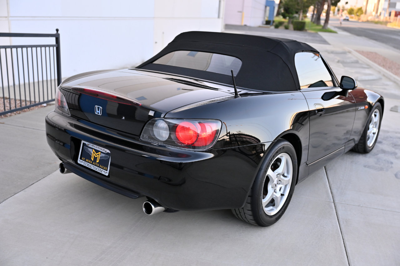 Used 2001 Honda S2000 image 10