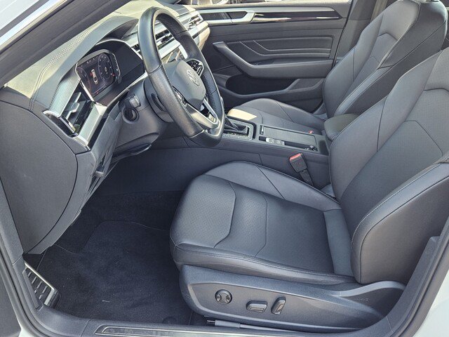 Used 2022 Volkswagen Arteon SE FWD image 12