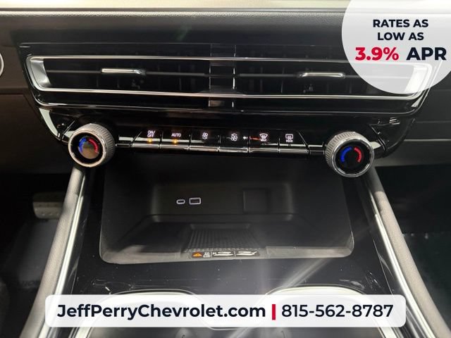 New 2027 Chevrolet Traverse LT w/ Driver Confidence Package AWD/4WD image 18