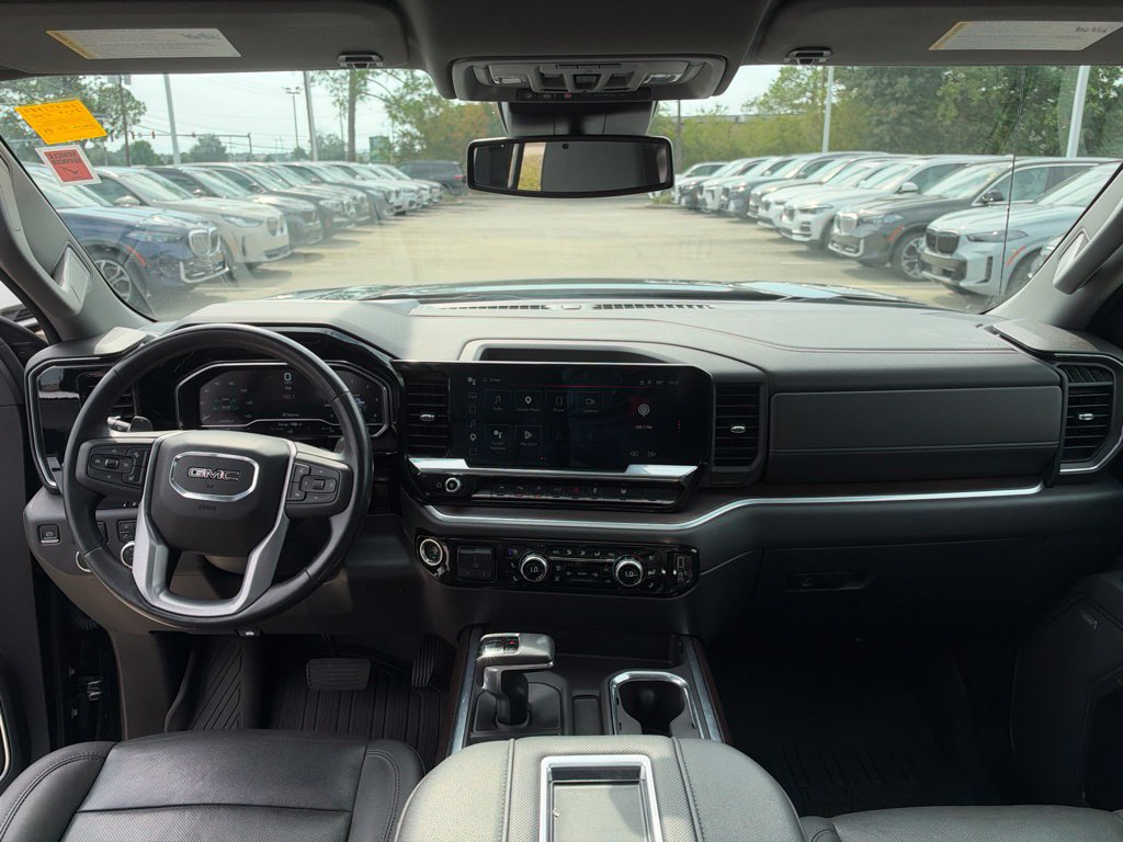 Used 2022 GMC Sierra 1500 SLT w/ SLT Premium Plus Package RWD image 22
