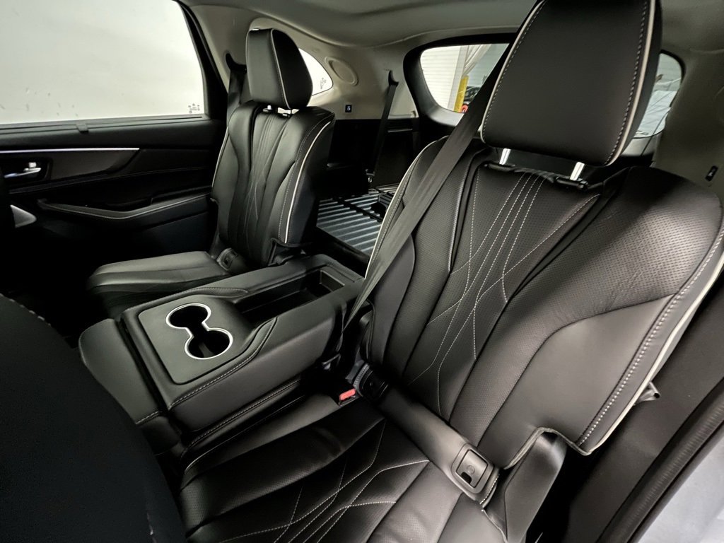 New 2026 Acura MDX w/ Advance Package image 14