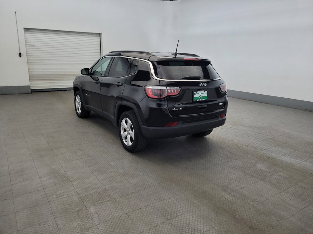 Used 2018 Jeep Compass Latitude w/ Popular Equipment Group AWD/4WD image 5