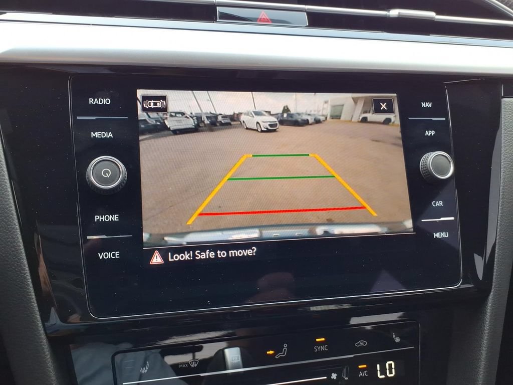 Certified 2023 Volkswagen Arteon SEL AWD/4WD image 37