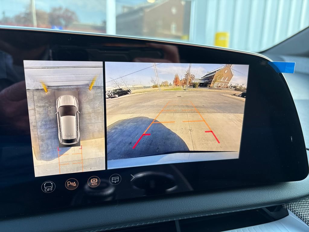 New 2026 Cadillac Optiq Sport 1 image 28