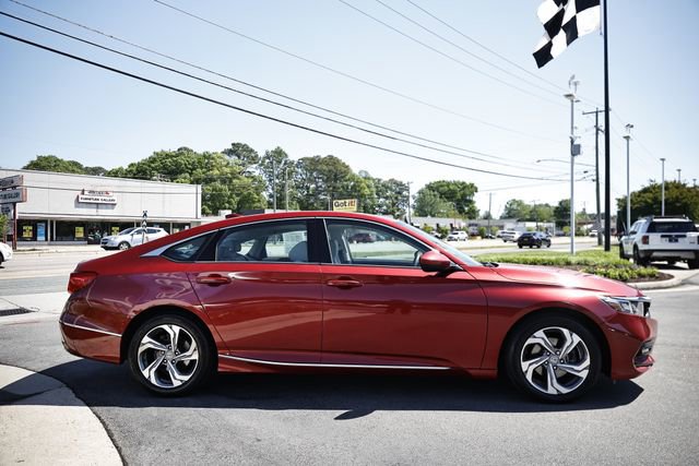 Used 2018 Honda Accord EX image 11