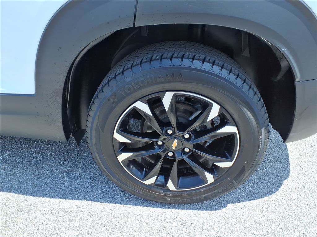 Used 2023 Chevrolet TrailBlazer LT AWD/4WD image 4