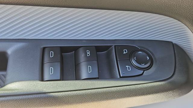 New 2027 Chevrolet Bolt LT w/ Comfort Package FWD image 22